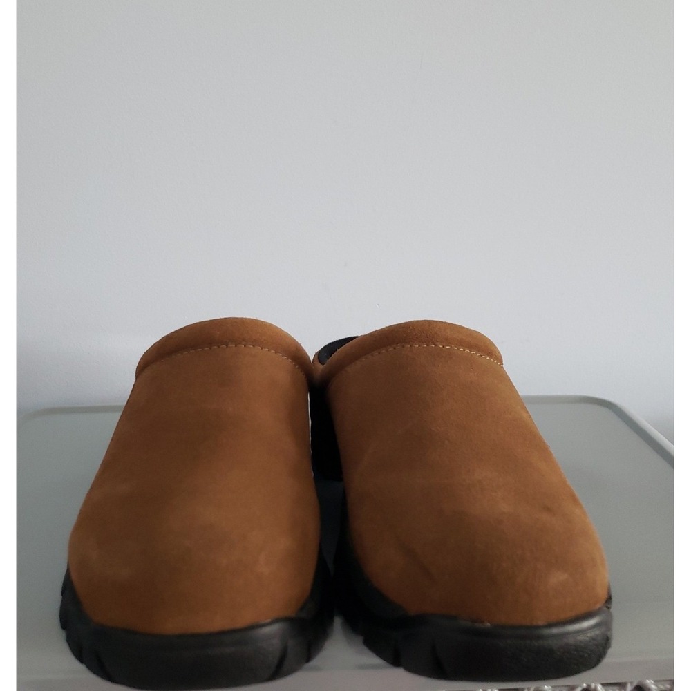 Lands End Womans Clogs Size 6 1/2 Brown Suede‎
